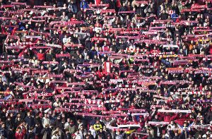 EVO KO IMA NAJVIŠE NAVIJAČA NA STADIONIMA: Delije druge, BBB jedva deseti! (FOTO)