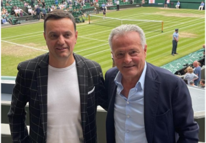 NOVAK ĆE IMATI OGROMNU PODRŠKU: Čelni ljudi FSS uz srpskog asa danas na Vimbldonu! (FOTO)