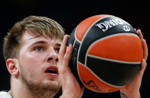 DRAGIĆ I DONČIĆ PREDVODILI EKIPU DO UBEDLJIVOG TRIJUMFA: Slovenija je u polufinalu OI!
