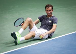 ĐOKOVIĆEV NAJVEĆI RIVAL U TORINU BESAN NA ORGANIZATORE: Mogao sam da glumim, ali sam napravio šou!