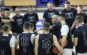 MORAJU JOŠ DA UČE: Partizan poslao dvojicu košarkaša na kaljenje