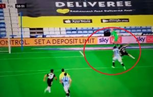 DOBILI SMO NAJČUDNIJI GOL SEZONE: Mitar upisao prvenac, a svi na ‘ostrvu’ se pitaju – kako mu je ovo uspelo? (VIDEO)