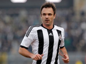 KAO GROM IZ VEDRA NEBA: Drinčić okačio kopačke o klin, ali već ima novi posao – upušta se u trenerske vode!