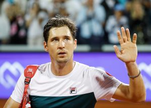 VELIKI PREOKRET U BUENOS AJRESU: Lajović spasao tri meč lopte, pa pobedio poznatog Francuza! (VIDEO)