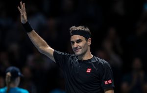 IMAMO NAJGLUPLJI ARGUMENT U ISTORIJI TENISA: „Federer se popodne obuče i ode na neki događaj, zato je GOAT“!