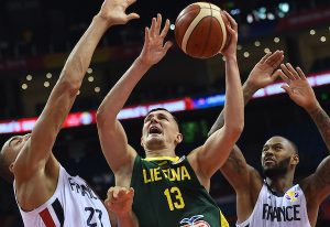 NE PLANIRA JOŠ DA SE POVLAČI: Jankunas produžio ugovor!