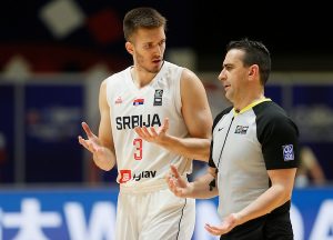 PETRUŠEV DELUJE FANTASTIČNO: Srpski reprezentativac najbolji igrač utakmice!