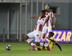 SRBIN SE KRSTIO NA SRED MAKSIMIRA: Snimak koji je obišao ceo internet! (VIDEO)