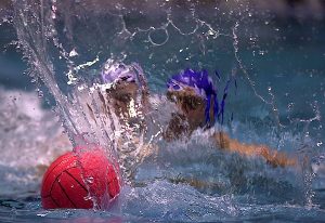 MLADI VATERPOLISTI U POLUFINALU EP: Pravi „rat“ nerava!