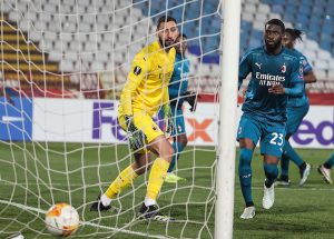 ‘NISI DOBRODOŠAO, GO*NO OD ČOVEKA’: Navijači mu poslali jasnu poruku!