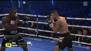 CRNOGORAC PORAŽEN PREKIDOM U LONDONU, NIŠTA OD WBO TITULE: Prašović „Obećavam, biću svetski šampion“! (FOTO)