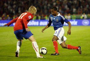 PATRIS EVRA IZAZVAO BURU U FRANCUSKOM FUDBALU: ‘Kada pobediš, slaviš kao Francuz – Kada izgubiš, onda si Senegalac!’