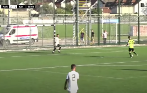 NESVAKIDAŠNJA SCENA U SRPSKOM FUDBALU: Kadeti Partizana se sklanjali kako bi protivnik postigao gol, pogledajte potez o kom bruji cela Srbija! (VIDEO)