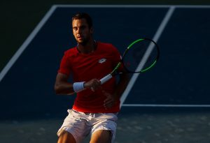 DRAMATIČNA ZAVRŠNICA PRIPALA NAŠEM TENISERU: Đere se plasirao u četvrtfinale, na pomolu srpski okršaj!