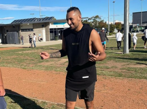 NIK KIRJOS POLUDEO: ‘Jeb*te se!’ (FOTO)