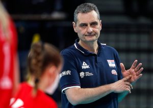 EMOTIVNA REKACIJA ZORANA TERZIĆA: ‘Kad se gubi, kad se pobeđuje, vi ste meni najbolje na svetu! Ko ih j…, ajmo da odigramo do kraja’ (VIDEO)