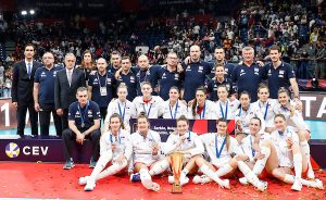 VANJA GRBIĆ POSLAO VAŽNU PORUKU ODBOJKAŠICAMA: Drage devojke, cela nacija je ponosna na vas, borile ste se za primer!