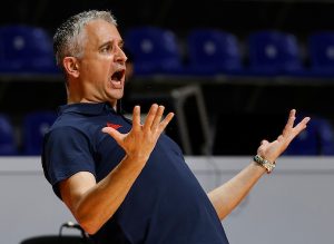 LAGANA POBEDA EFESA: Kokoškov debitovao na najbolji mogući način!