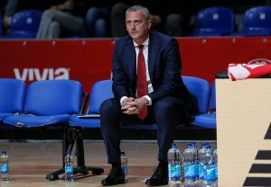 RADONJIĆ BRŽI OD VEČITIH: Bivši trener Zvezde dovodi igrača kog su hteli i crveno i crno-beli