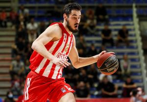 ZVEZDA DOMINANTNA U TEL AVIVU: Crveno beli imali prednost od 15 poena u drugoj četvrtini!