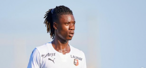 KAMAVINGA ŠALJE POKLONE LJUDIMA IZ BIVŠEG KLUBA: Nije dovoljno biti samo veliki igrač!