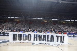 GROBARI ODALI POČAST DUŠANU IVKOVIĆU: Dudo hvala ti! Prisetili su se njegovog govora na otvaranju fondacije! (FOTO) (VIDEO)