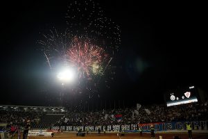 CEO SVET ĆE GLEDATI DERBI: Najpoznatija fudbalska stranica gost Partizana! (VIDEO)