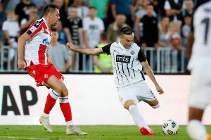 NASLEDNICI OSTALI ZADIVLJENI: Komentar Nathovih sinova na tatin gol, nasmejaće Grobare (VIDEO)