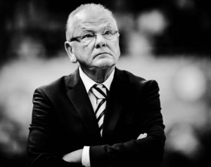 VUČIĆ SE EMOTIVNO OPROSTIO OD DUDE IVKOVIĆA: „Kada nam je bilo najteže, pobede njegovih momaka donosile su neizmernu radost našem narodu“!