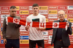 ZVEZDA ČUVA NAJTALENTOVANIJE FUDBALERE: Leković produžio saradnju, Lečić potpisao prvi profesionalni ugovor!