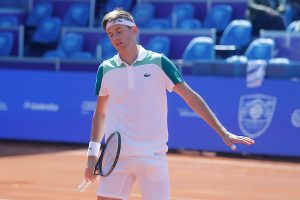 OVO NIKO NIJE OČEKIVAO: Krajinović počistio Čilića u Londonu, za pehar će igrati protiv tenisera koji ove sezone nije izgubio na travi!