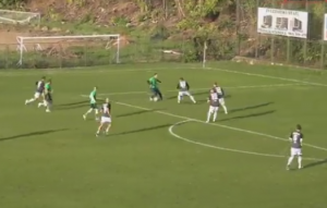 PA ŠTA AKO JE U ‘PENZIJI’?: Dragan Mrđa i dalje ima ‘top’ u nogama, pogledajte kako je ‘lansirao projektil’ ka protivničkom golu! (VIDEO)