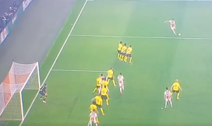 TADIĆEVA MAJSTORIJA ILI AUTOGOL?: Srbin izazvao delirijum navijača, ali mu zvaničnici UEFA nisu prepisali pogodak! (VIDEO)