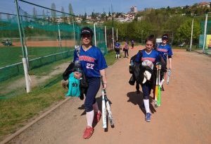 TROFEJ BEOGRADA U SOFTBOLU SE IGRA ZA VIKEND: Ripanj je domaćin, učesnici su spremni za takimičenje!