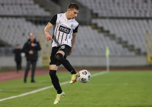 ‘SAMO DA NASTAVIMO U OVAKVOM RITMU’: U februaru je stigao u Partizan, i već je postao miljenik Grobara – mladi Terzić puca od samopouzdanja!