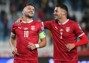 VLAHOVIĆ SA DVA GOLA NASTAVIO GOLGETERSKU SERIJU: Srbiju čeka „finale“ u Portugalu! (VIDEO)