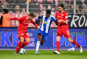 ŠTOPER BEZ KLUBA VEĆ DUŽE VREME: Kraj karijere za Subotića?!