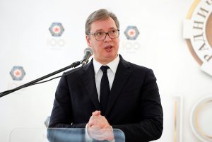‘JEDNI ODBIJAJU IMUNIZACIJU, A DRUGE ZOVU POSLUŠNE BUDALE’: Aleksandar Vučić se oglasio povodom vakcinacije fudbalera Zvezde i Partizana!