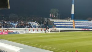 ‘BJELICA, SRBINE, ČAKIJA TI NE GINE’: Torcida žestoko vređala trenera Osijeka, on im nije ostao dužan -‘Pola sam Crnograc!’ (VIDEO)