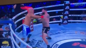 LEKARI NISU NIŠTA MOGLI DA URADE: Borac preminuo nakon nokauta! (VIDEO)