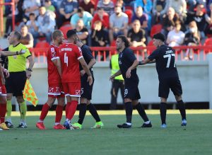 PARTIZAN SLAVIO NA TEŠKOM GOSTOVANJU: Rikardo siguran nakon ponovljenog penala, obe ekipe dobile po crveni karton! (FOTO) (VIDEO)