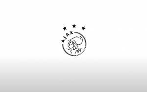 DOBRE VESTI ZA AJAKS: Iskusnom čuvaru mreže je skraćena suspenzija!