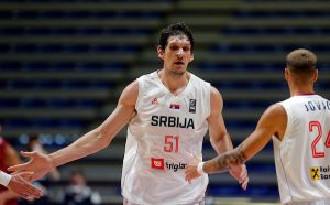 SAMO MU DAJTE DA IGRA: Bobi za 9 minuta napravio šou, Dalas ga slavi – prelomio je utakmicu i uneo novu energiju! (VIDEO)