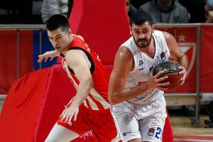 MITROVIĆ JE PREDVODIO CRVENO-BELE DO VAŽNOG TRIJUMFA: ‘Čim se neko oporavi, uslede novi problemi! Teško je i trenirati, a kamoli igrati ovakve utakmice’