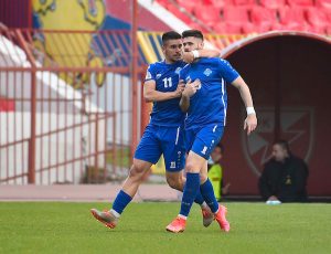 RADNIK ŠOKIRAO SRPSKOG ŠAMPIONA: Zvezda gubi u Surdulici, Spasić matirao nemoćnog Borjana! (VIDEO)