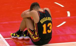 NBA: Povredio se Bogdan Bogdanović! Srbin se previjao od bolova na terenu, izneli ga sa parketa! (VIDEO)