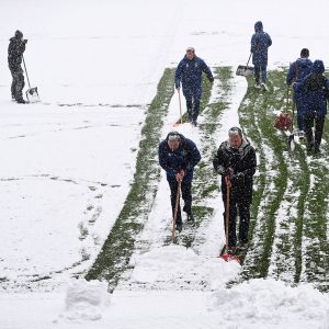 MEĆAVA NA TURF MURU: Totenhemu otkazana utakmica! (FOTO)