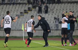 STANOJEVIĆ SAOPŠTIO SPISAK IGRAČA ZA PUT U ESTONIJU: Crno-beli idu na megdan Flori – dosta izostanaka kroji sastav!