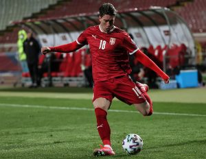 NIJE SA OVE PLANETE: Vlahović sa dva gola doneo pobedu Fiorentini i došao na korak od obranja rekorda Kristijana Ronalda! (VIDEO)