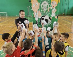 BLOG NIKOLE ŠKUNDRIĆA: Nacija je uzviknula „Idemo u Katar“, a ja sam čuo „Idemo po dečiji osmeh“!